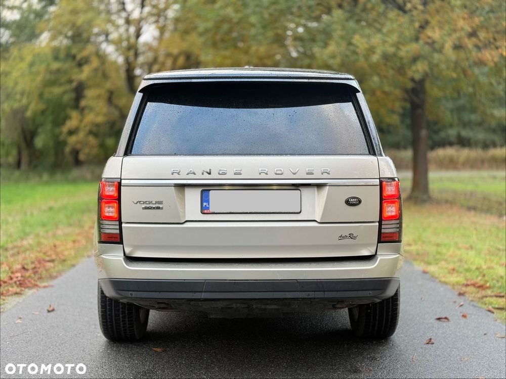 Land Rover Range Rover 4.4SD V8 LWB Vogue - 3