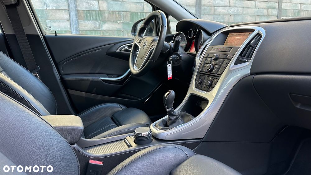 Opel Astra 1.4 Turbo Cosmo - 20