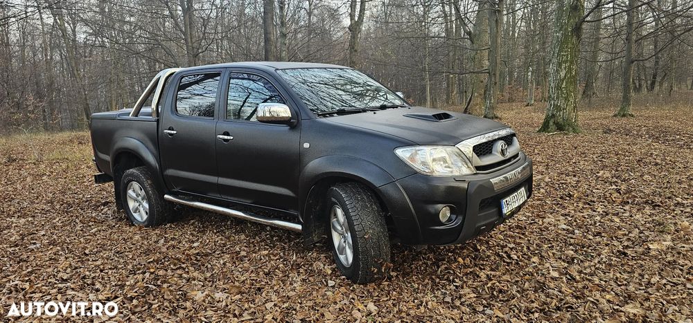 Toyota Hilux 4x4 Double Cab - 16