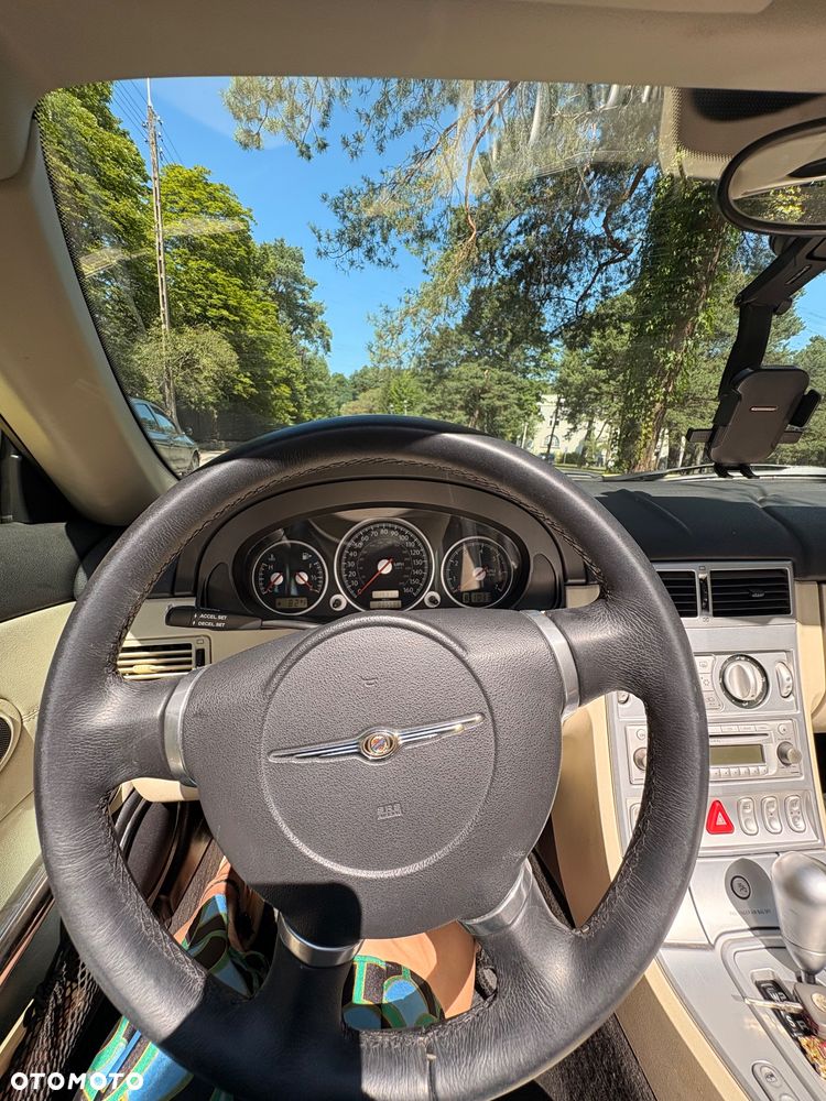 Chrysler Crossfire Standard - 8