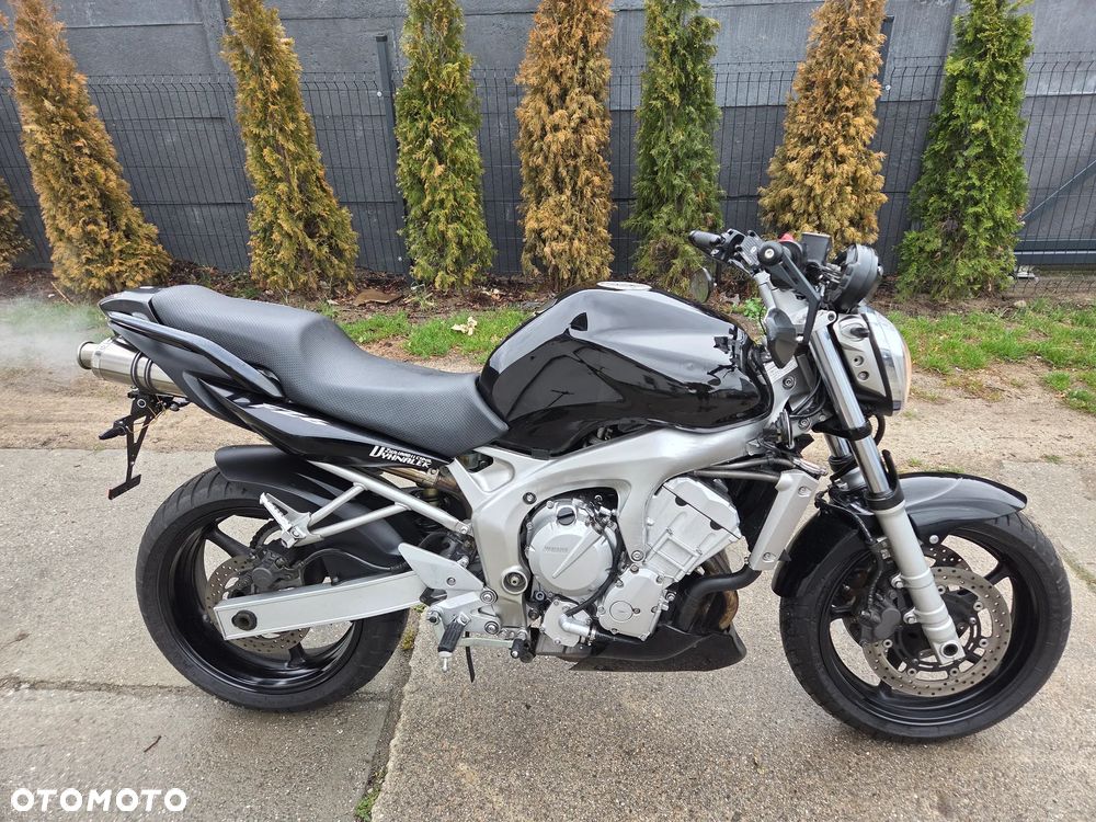 Yamaha FZ6 - 2