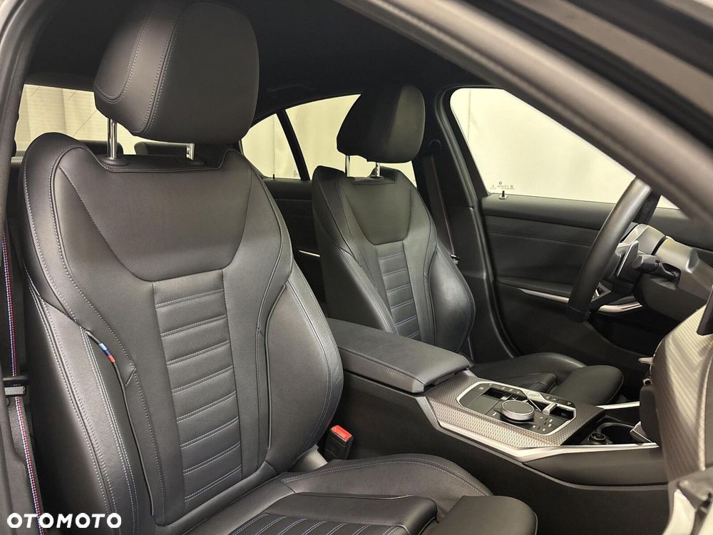 BMW Seria 3 330i xDrive M Sport sport - 20