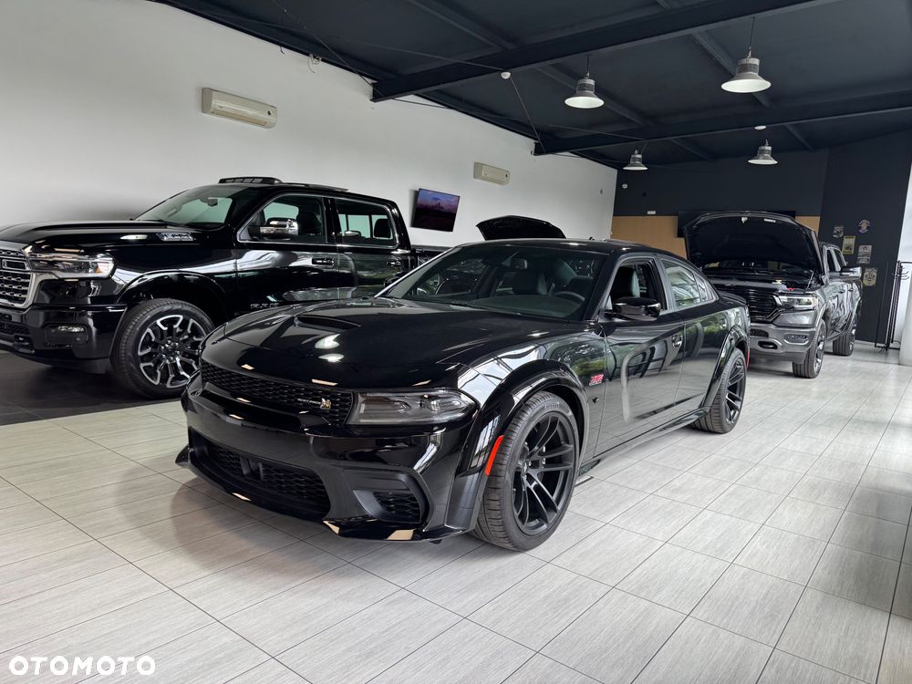 Dodge Charger 6.4 Scat Pack Widebody - 2