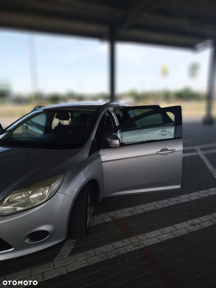 Ford Focus - 11