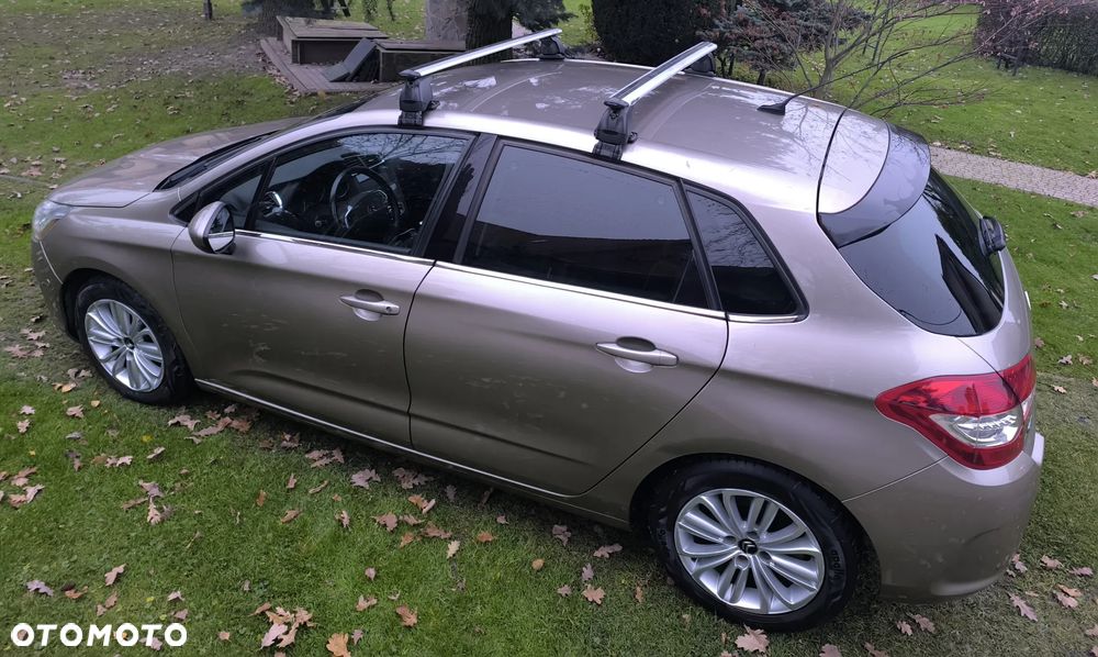 Citroën C4 e-HDi 115 Exclusive - 6