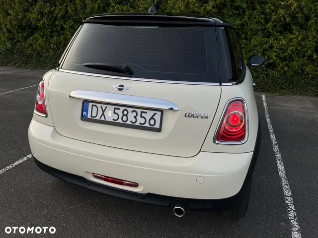 MINI Cooper Standard - 9