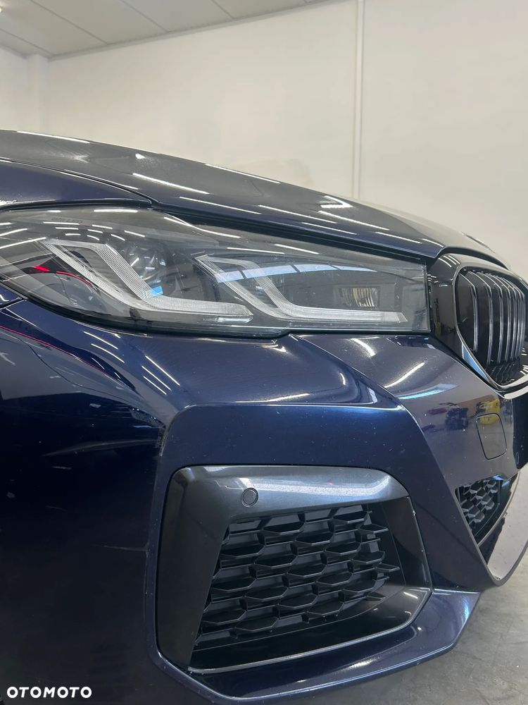 BMW Seria 5 520d M Sport - 9