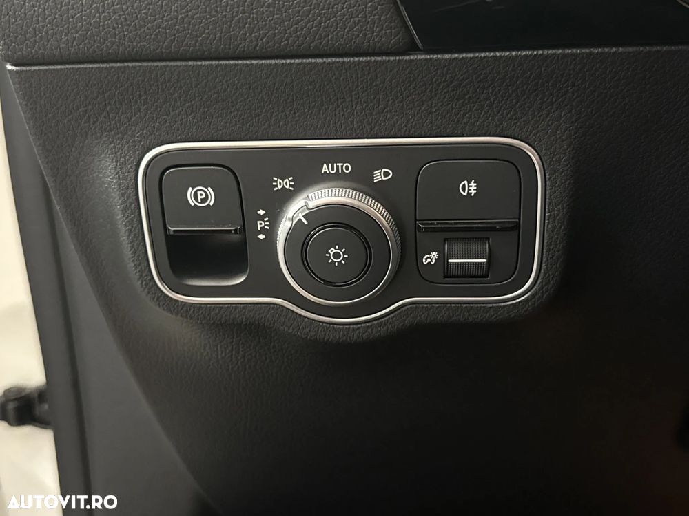 Mercedes-Benz GLA ver-200-mhev-aut- - 18