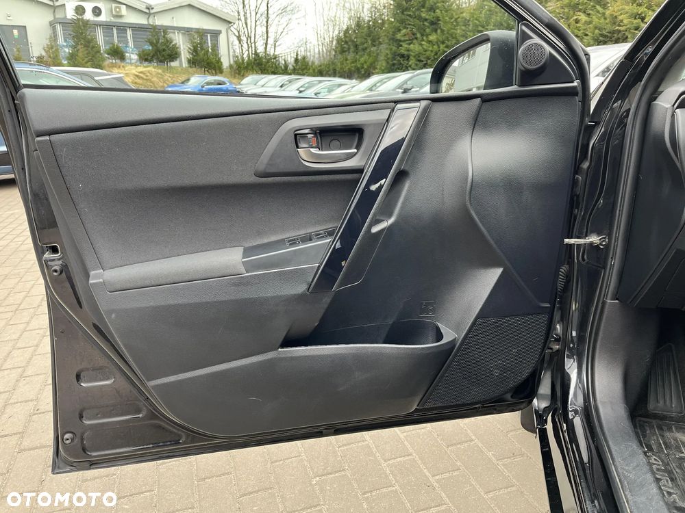 Toyota Auris 1.6 D-4D Premium - 10