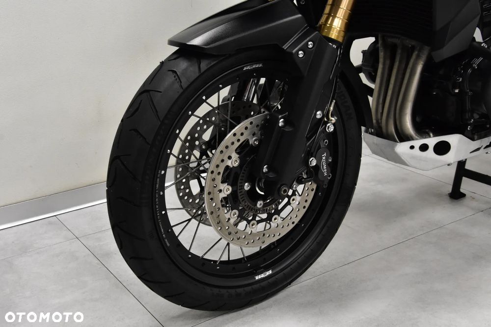 Triumph Tiger - 33