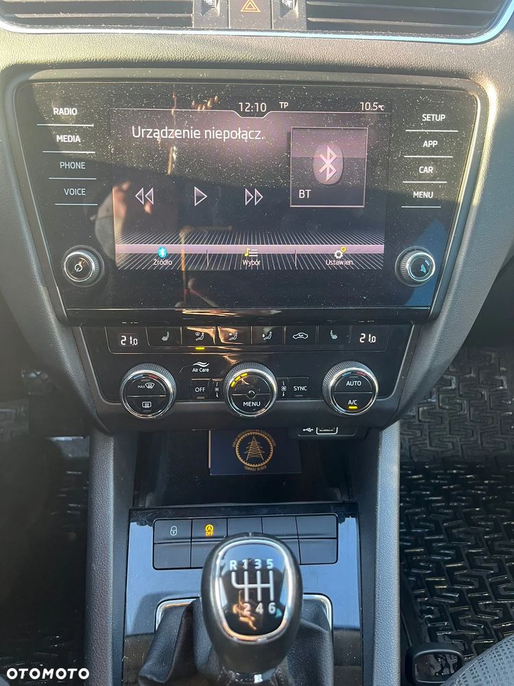 Skoda Octavia 1.5 TSI ACT Active - 7