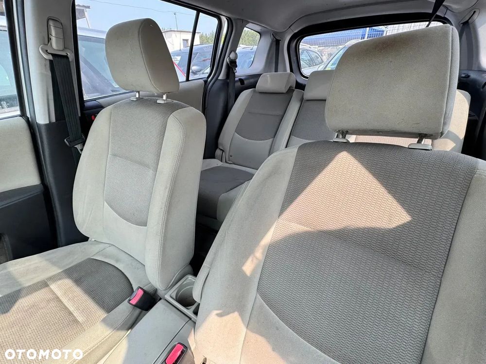 Mazda 5 2005r poj. 1.8 benzyna 116 KM na części - 9