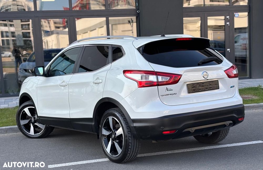 Nissan Qashqai 1.5 DCI Start/Stop Tekna - 25