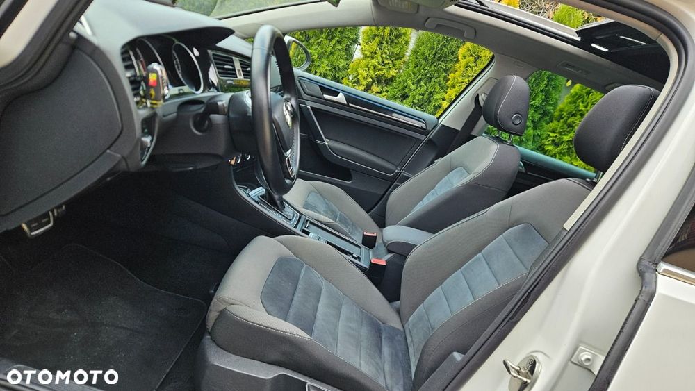 Volkswagen Golf VII 1.4 TSI BMT Highline Perfectline DSG - 12