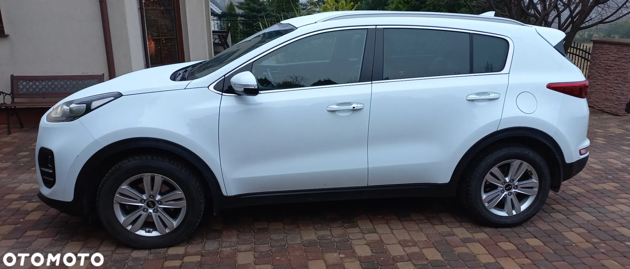 Kia Sportage 1.6 GDI L 2WD - 4