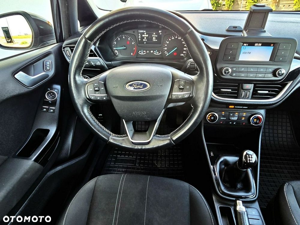 Ford Fiesta - 12
