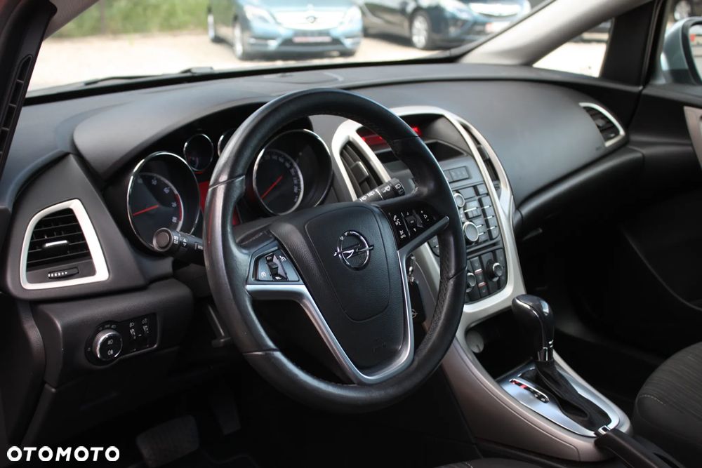 Opel Astra 1.6 Automatik Innovation - 8