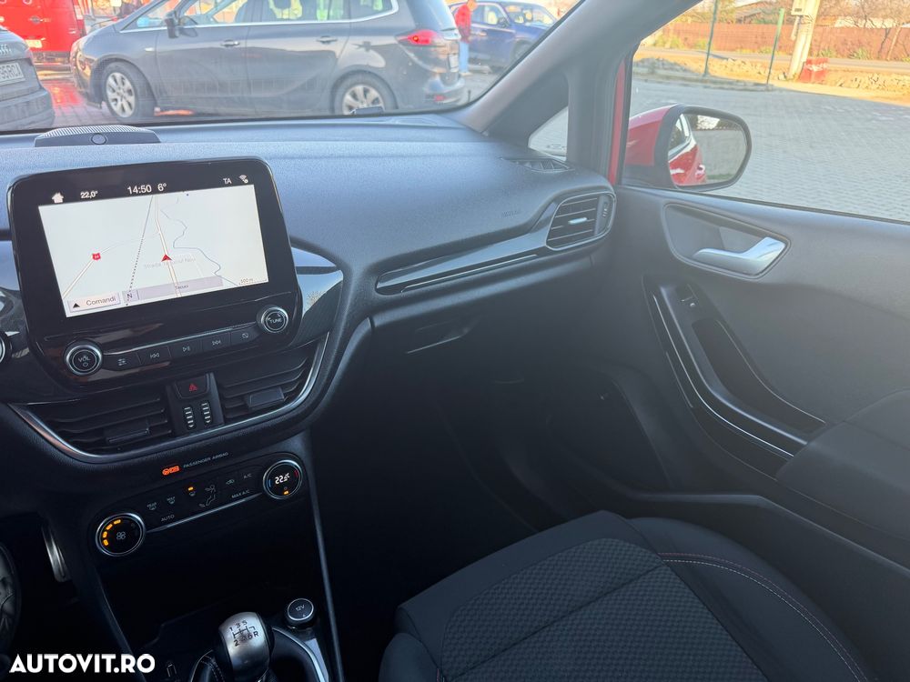 Ford Fiesta 1.0 EcoBoost S&S ST-LINE - 19