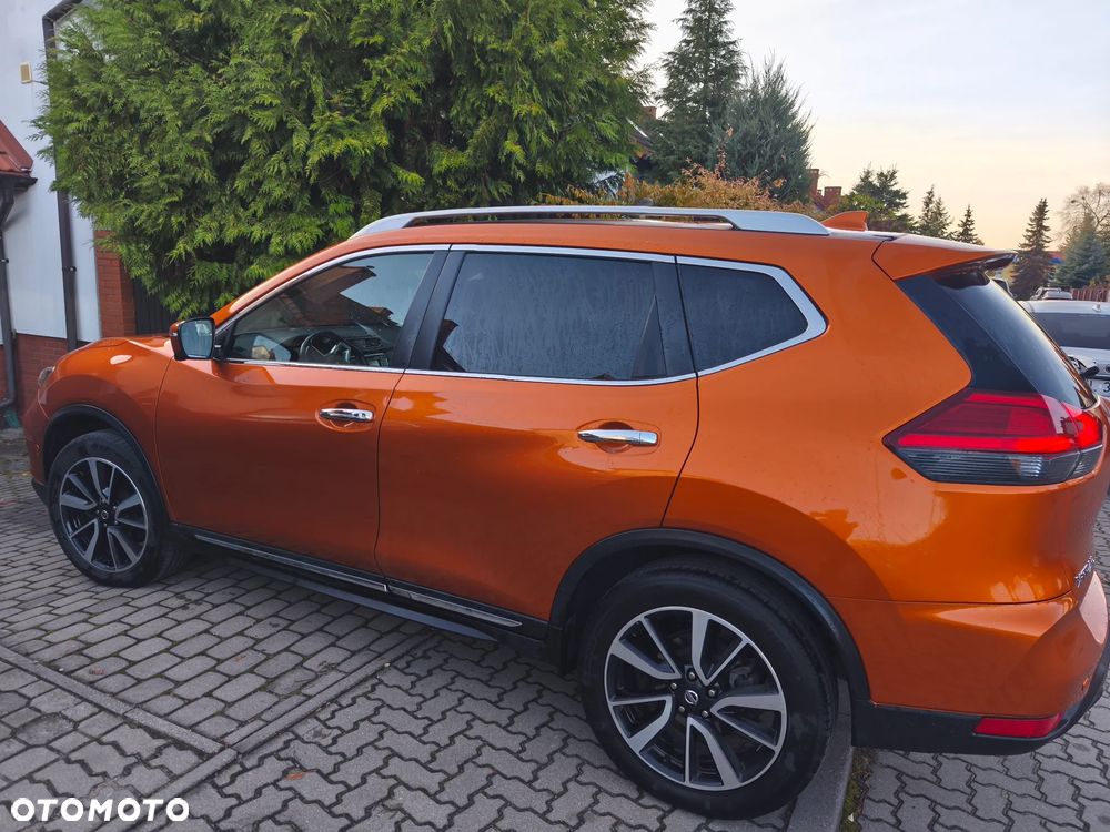 Nissan X-Trail 2.0 dCi Tekna 4WD Xtronic - 17