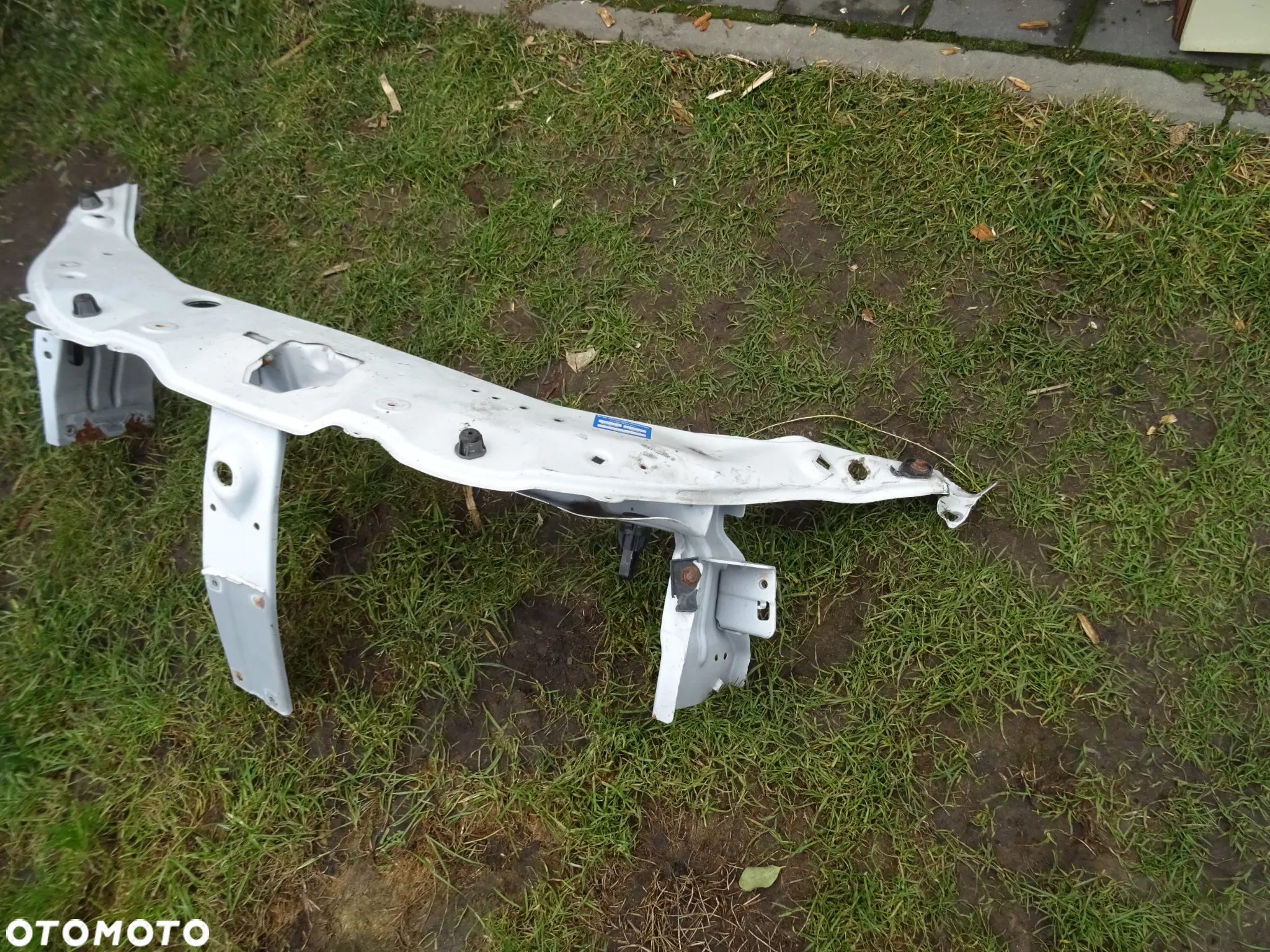 DACIA DOKKER LODGY PAS PRZEDNI GORNY BELKA POD ZDERZAK PRZEDNI TANIO DO REGENERACJI - 4