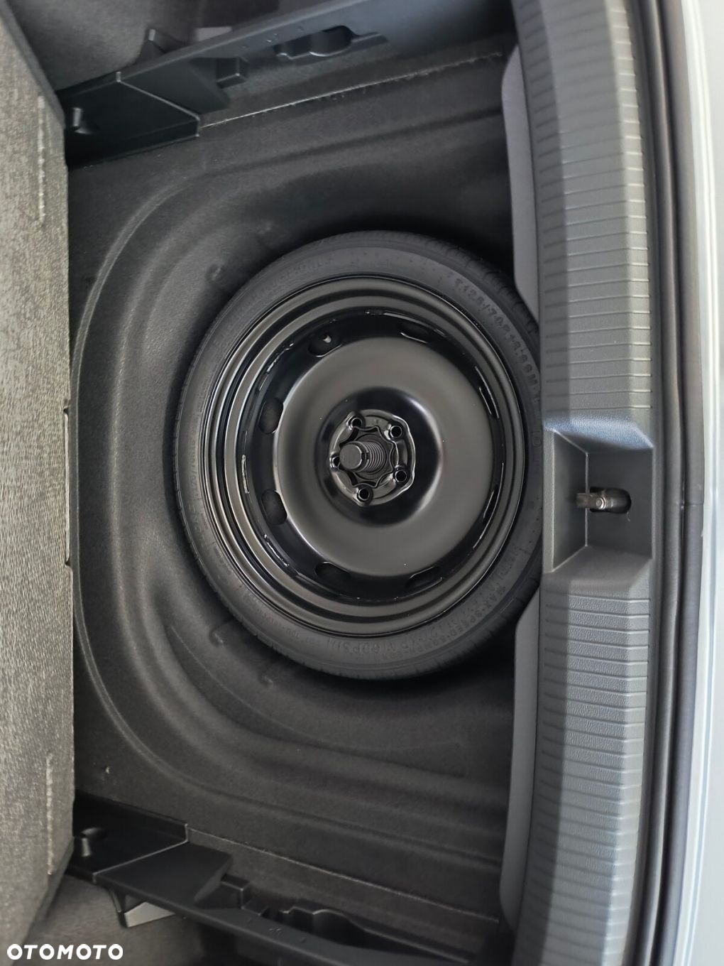 Volkswagen Golf - 10