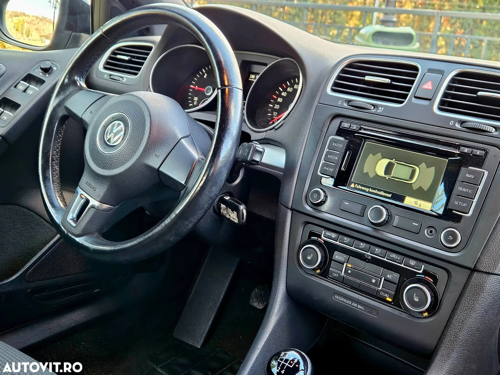 Volkswagen Golf 1.6 TDI BlueMotion Technology Comfortline - 7