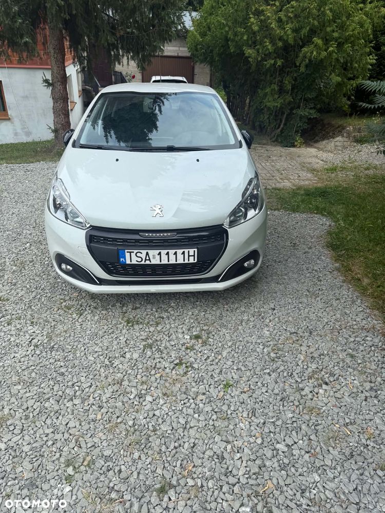 Peugeot 208 1.2 PureTech Allure S&S EAT6 - 11