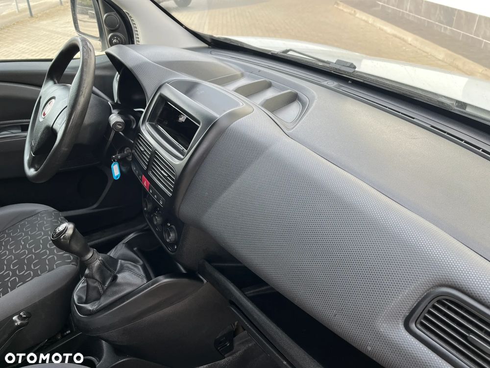 Fiat Doblo - 17