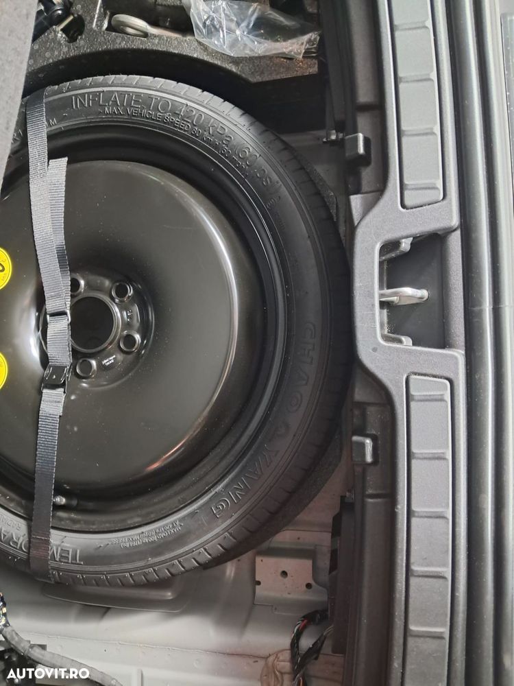Volvo XC 40 - 31
