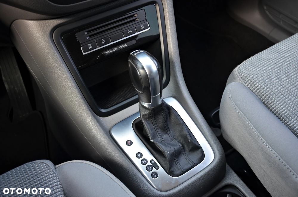 Volkswagen Sharan - 9
