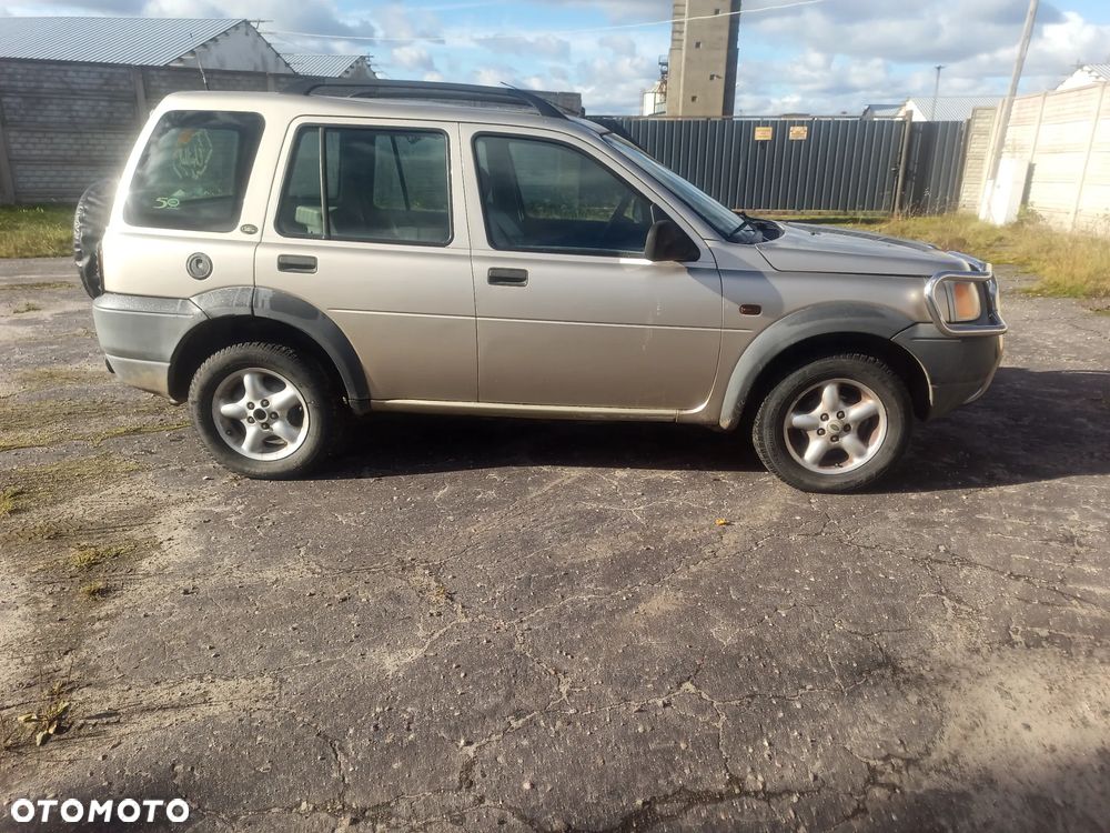 Land Rover Freelander 2.0 D - 1