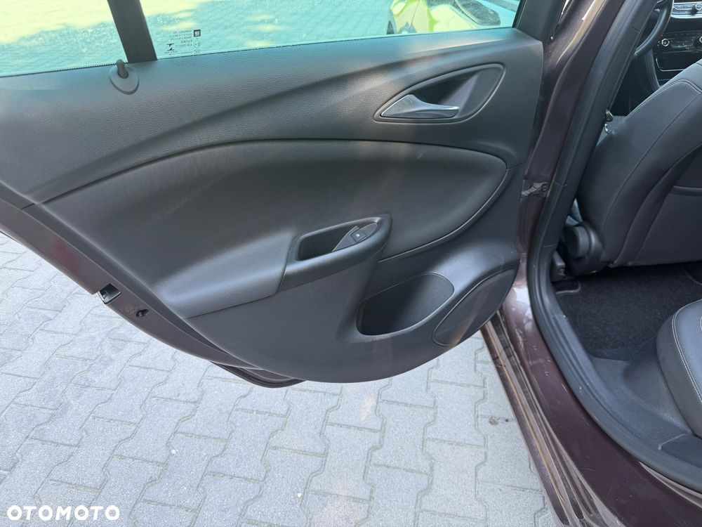 Opel Astra 1.4 Turbo Innovation - 12