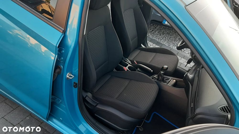 Hyundai i20 - 18
