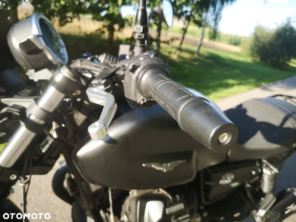 Moto Guzzi V7 - 37