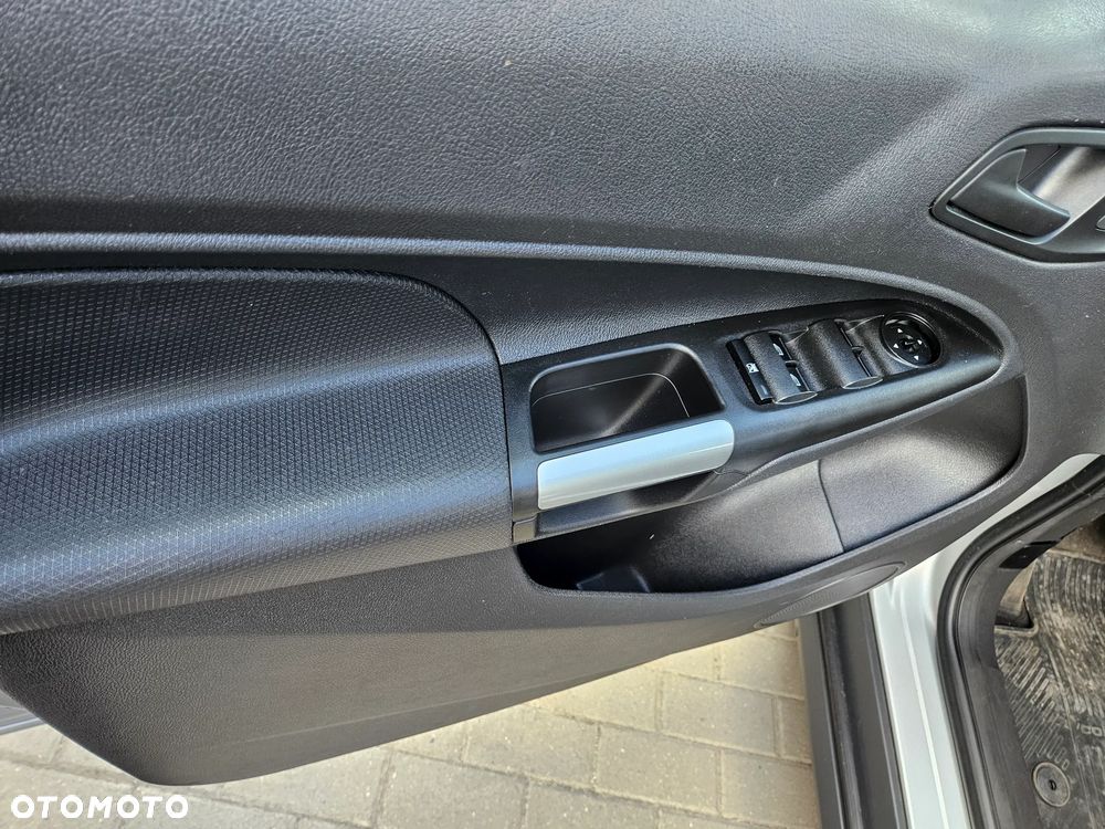 Ford Transit Connect 210 L2 Ambiente - 17