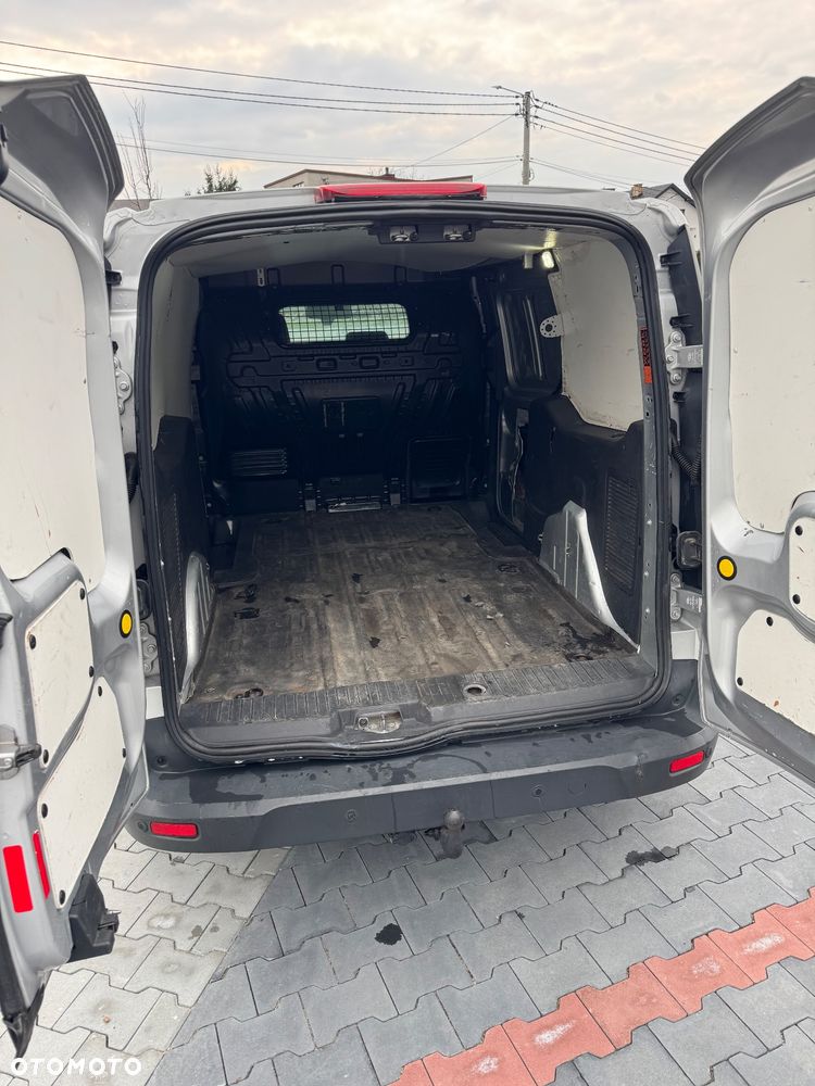 Ford Transit Connect - 14