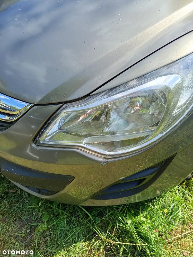 Opel Corsa - 11
