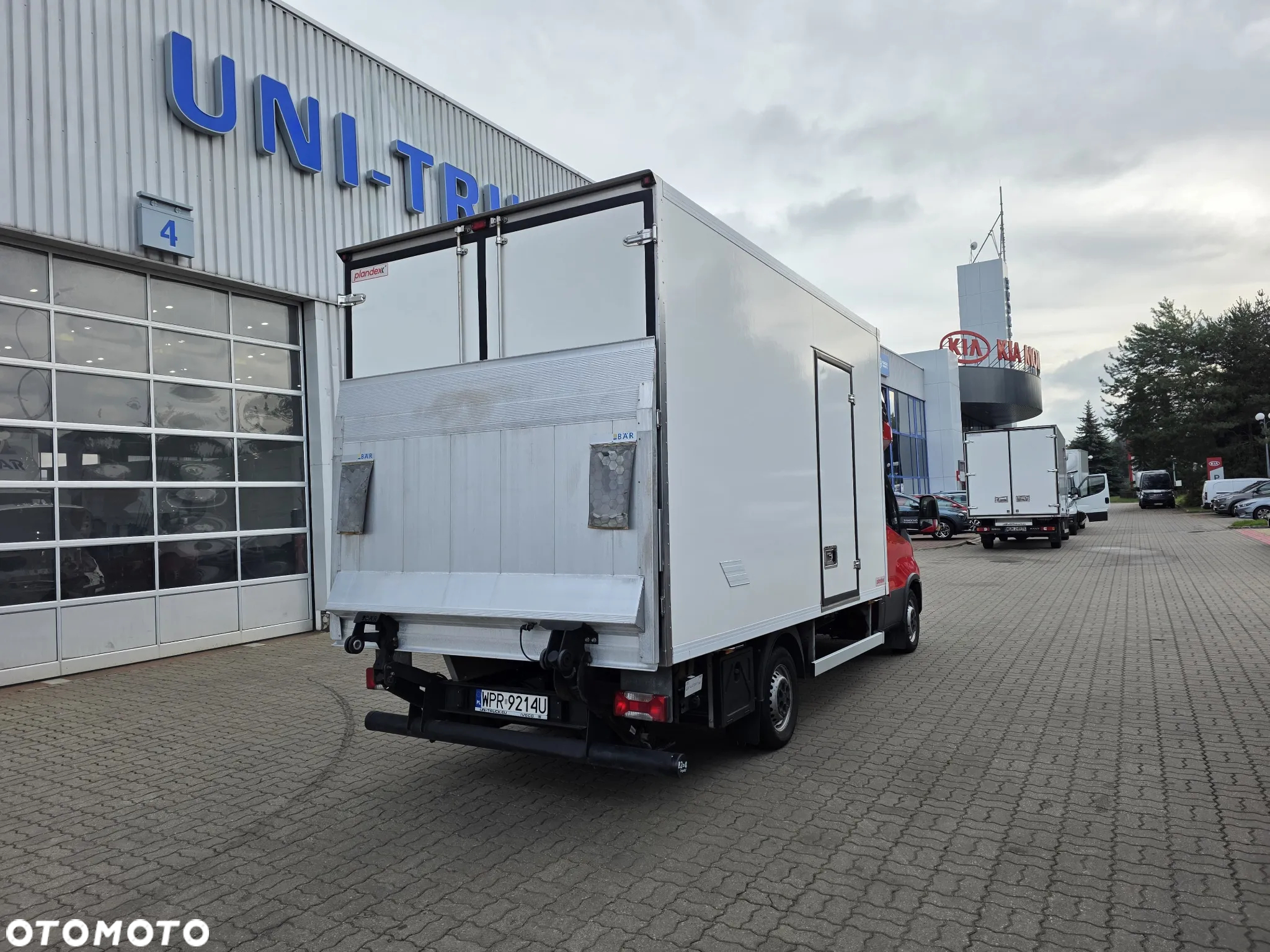 Iveco 35S16 Chłodnia Izoterma 8EP Krajowy Winda Silnik 3L ! Super Stan - 3