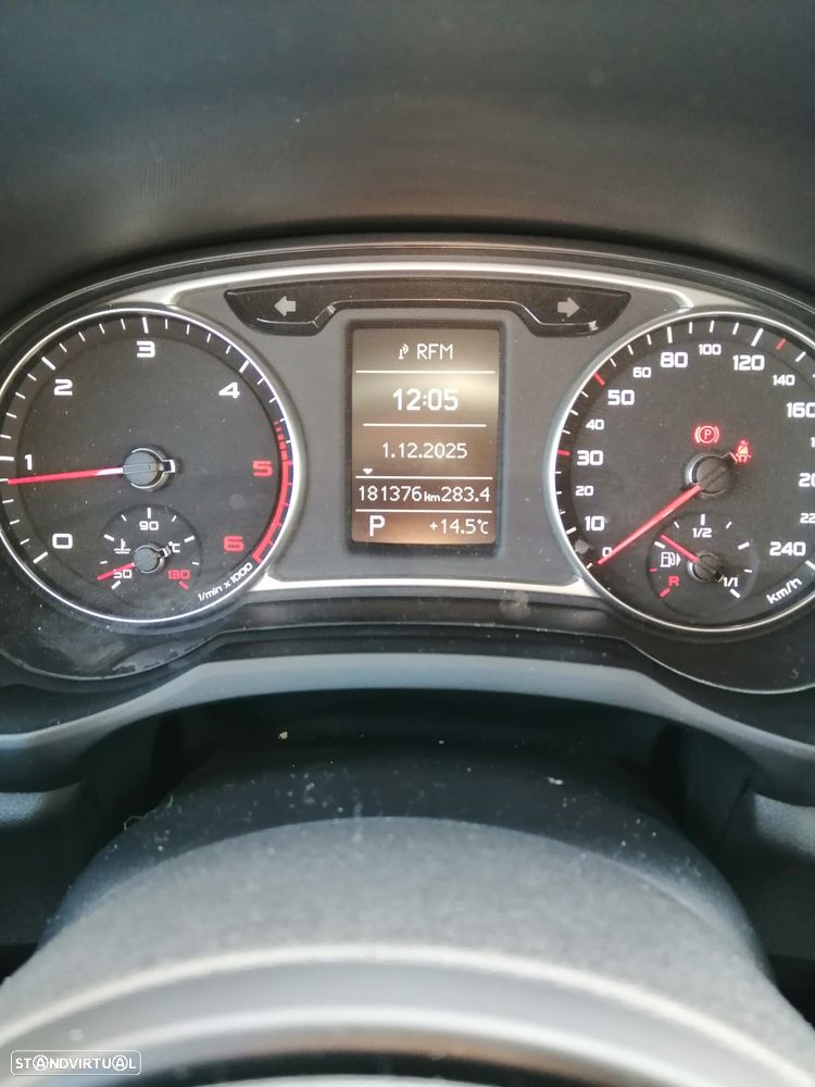 Audi A1 Sportback 1.6 TDI Advance S-Tronic - 6