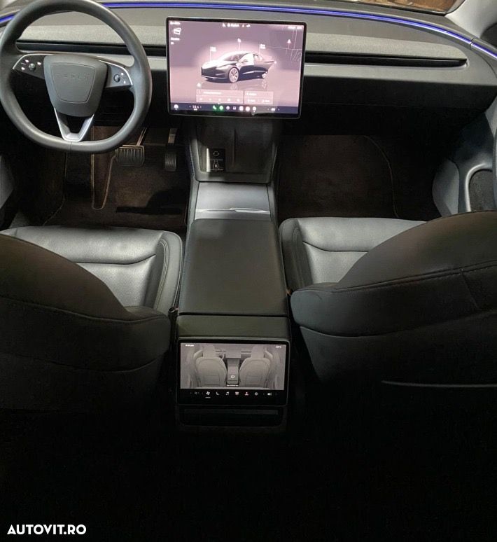 Tesla Model 3 RWD - 16