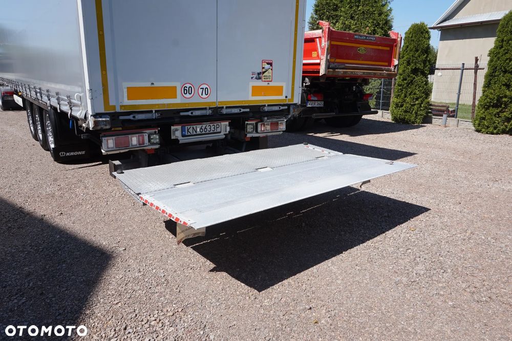 Krone STANDARD / VARIOS POD.OŚ SAF POD. DACH WINDA IDEALNA. - 17