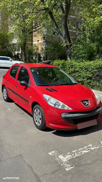 Peugeot 206+ 75 Street Racing - 7