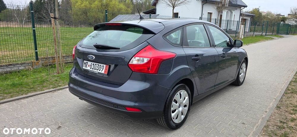 Ford Focus - 13