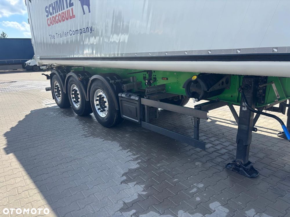 Schmitz Cargobull SCB 3 - 4
