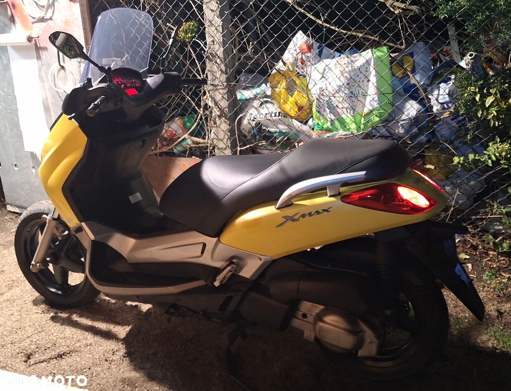 Yamaha X-max - 3
