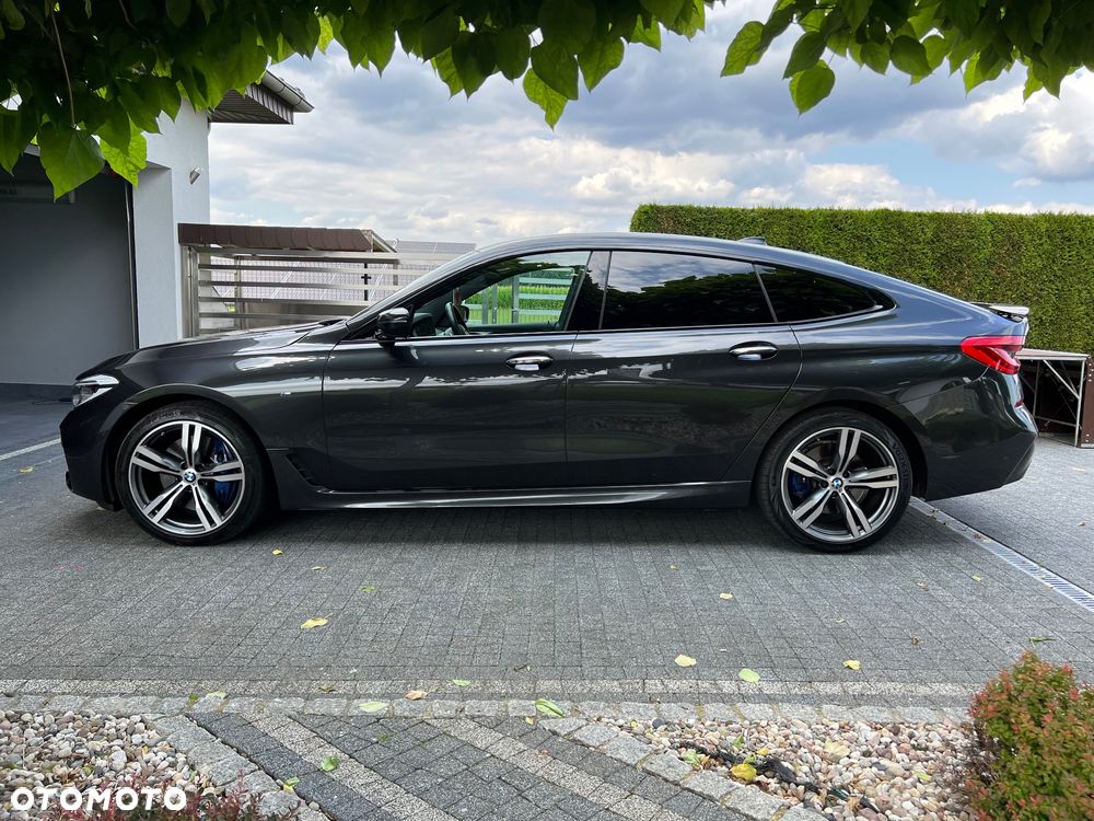BMW 6GT - 9