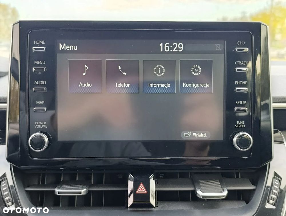 Toyota Corolla 1.8 Hybrid Comfort - 22