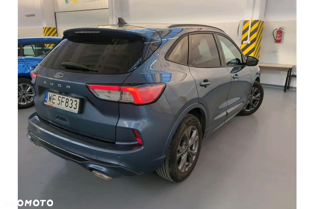 Ford Kuga - 3
