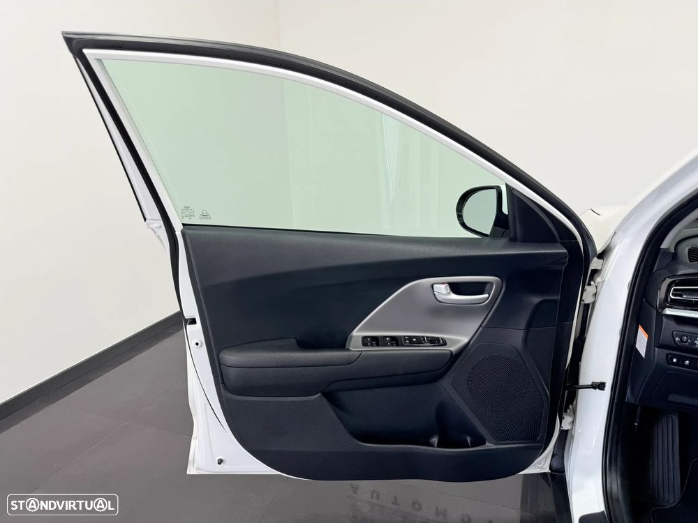 Kia Niro 1.6 GDi PHEV Urban - 18