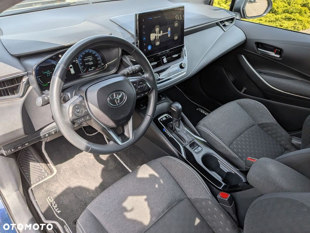 Toyota Corolla 1.8 Hybrid Comfort - 24
